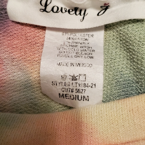 Boutique shirt - Picture 2 of 3